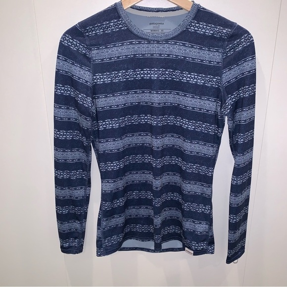 Patagonia Capilene Blue Aztec Long Sleeve Base Layer Top Women’s XS - Picture 1 of 5